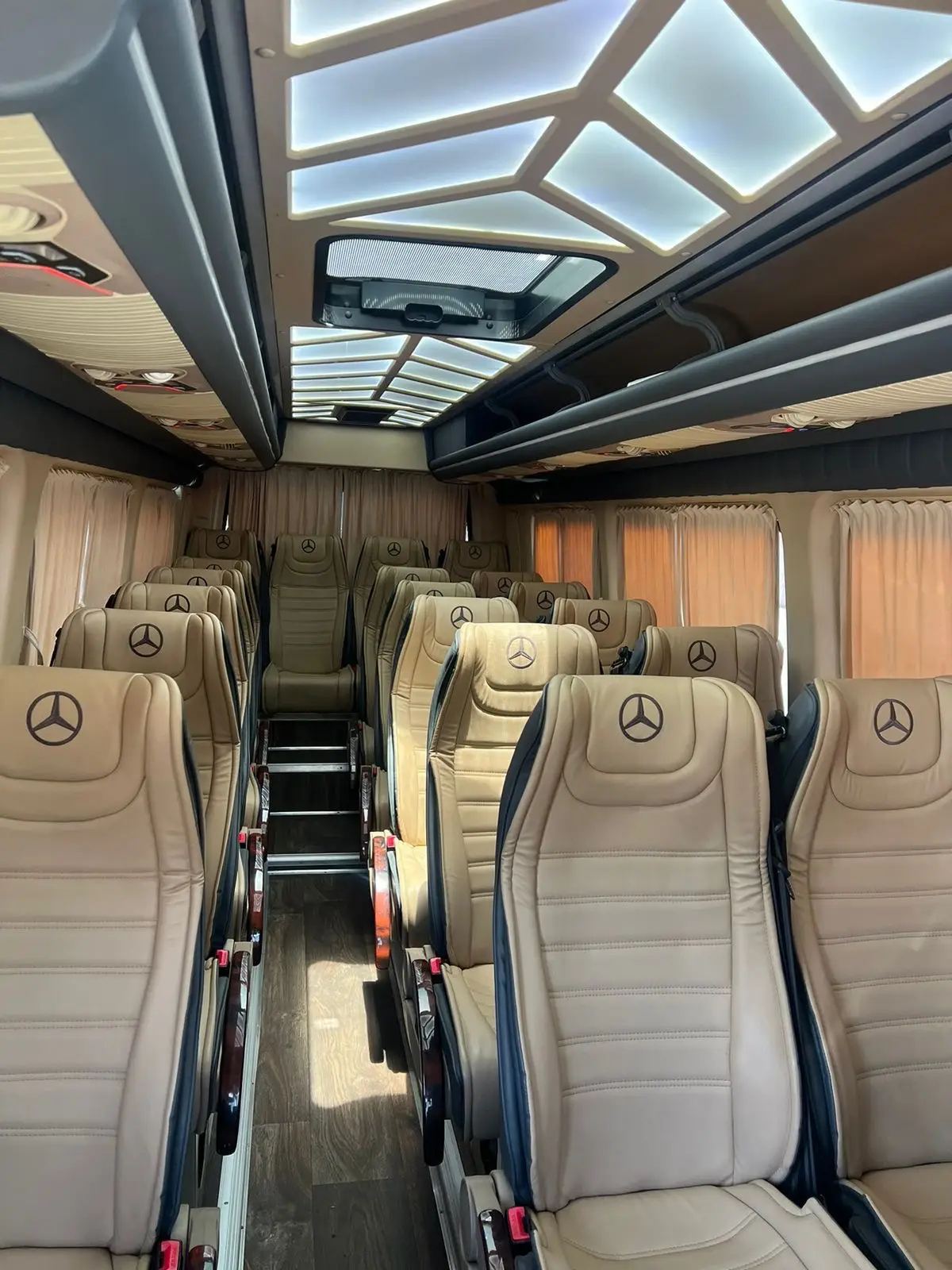 Sprinter 18 Seater