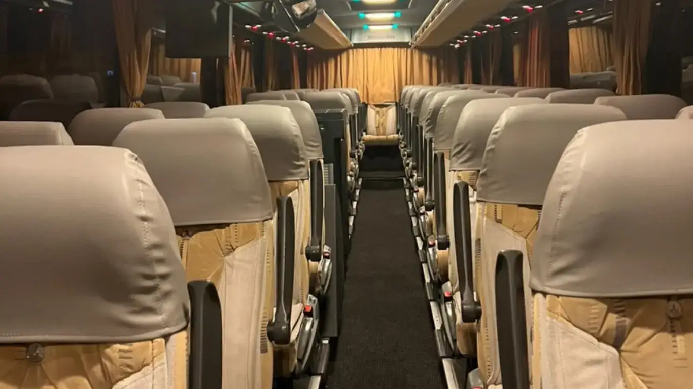 luxury seat bus